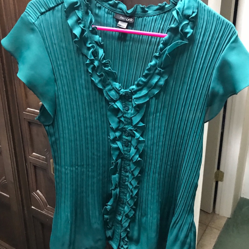 3 blouses bundle - Picture 2 of 8